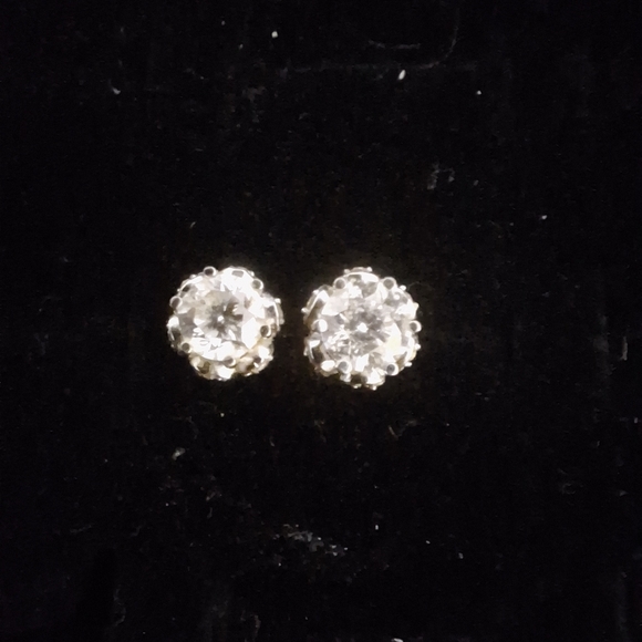 Natural Diamond Stud Earrings - Picture 4 of 6